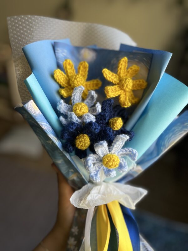 Stary Night (Crochet Flower Bouquet)