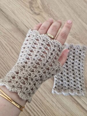 FINGERLESS GLOVES (SOFT GREY)