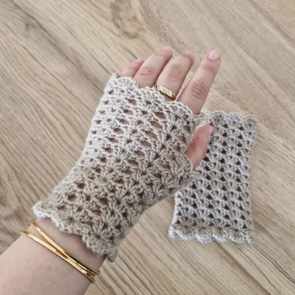 FINGERLESS GLOVES (SOFT GREY)