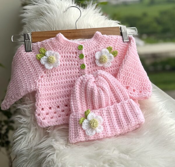 PINK WHISPER (SWEATER & CAP)