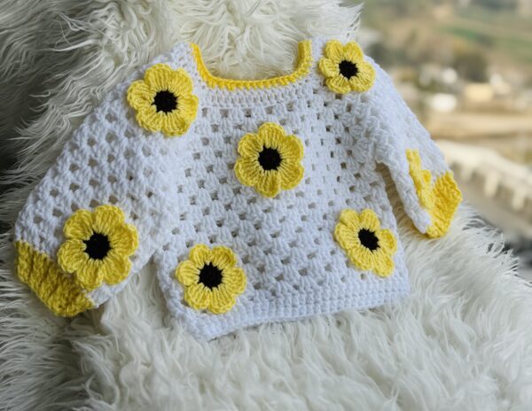 HANDCRAFTED FLORAL PULLOVER