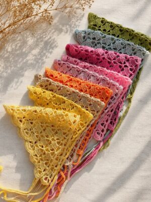 CROCHET LACY BANDANA